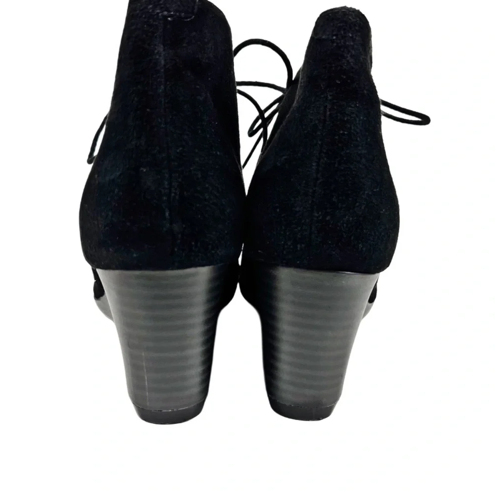 Clarks Bendables Black Suede Wedge Oxford Size 8.5